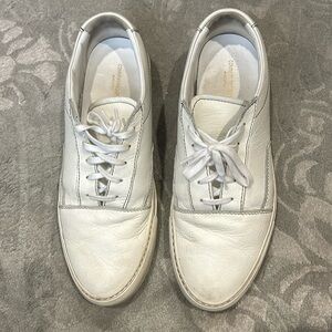 men's white common projects